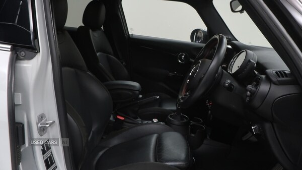 Used MINI Hatch 2021 for sale - 76248306: Photo 12
