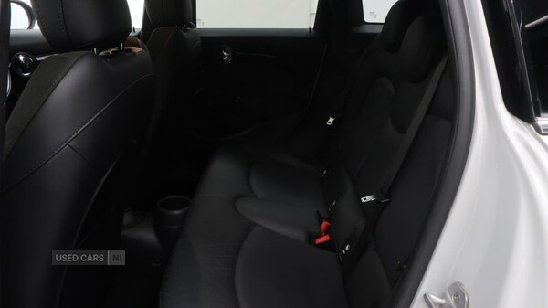 Used MINI Hatch 2021 for sale - 76248306: Photo 13