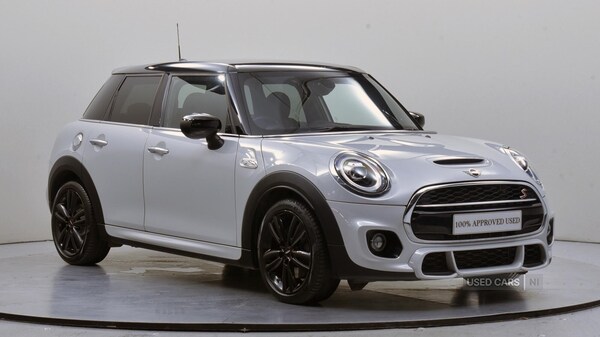 Used MINI Hatch 2021 for sale - 76248306: Photo 1