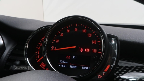 Used MINI Hatch 2019 for sale - 76586099: Photo 9