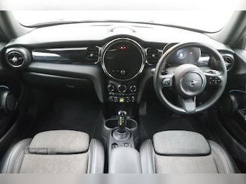 Used MINI Hatch 2021 for sale - 75521043: Photo