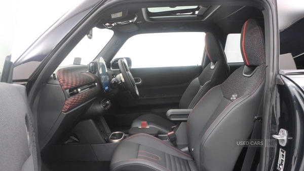 Used MINI Cooper 2025 for sale - 76936930: Photo 8