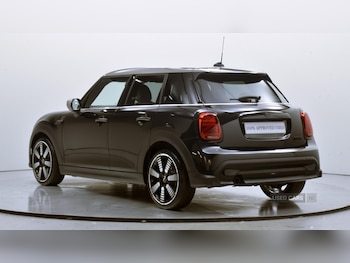Used MINI Hatch 2023 for sale - 77017381: Photo