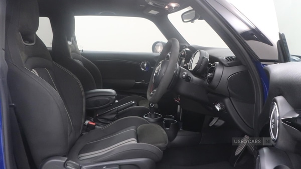 Used MINI Hatch 2020 for sale - 76937119: Photo 12