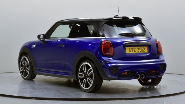 Used MINI Hatch 2020 for sale - 76937119: Photo 2
