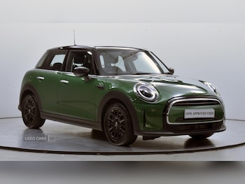 2023 - 1.5 Cooper Classic 5dr Auto [Comfort/Nav Pack]