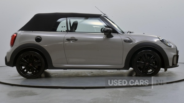 Used MINI Convertible 2023 for sale - 77372080: Photo 19