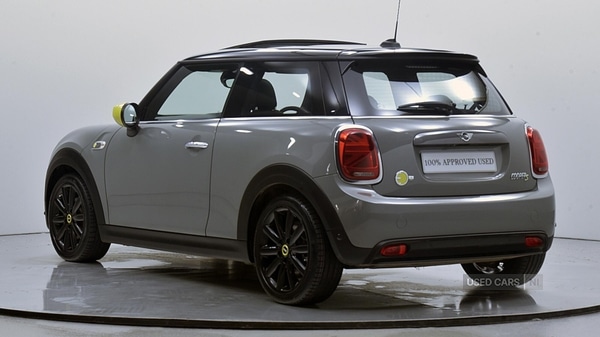 Used MINI Hatch 2021 for sale - 77958845: Photo 2