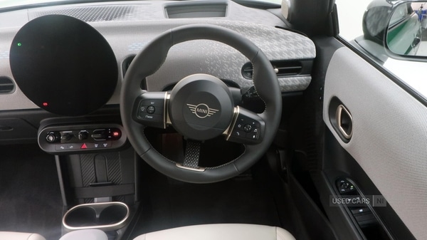 Used MINI Cooper 2025 for sale - 76729706: Photo 6