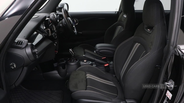 Used MINI Hatch 2019 for sale - 76523143: Photo 7