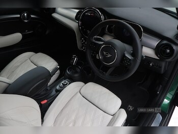 Used MINI Convertible 2023 for sale - 76110190: Photo