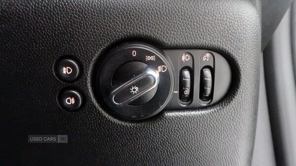 Used MINI Convertible 2017 for sale - 76936799: Photo 31