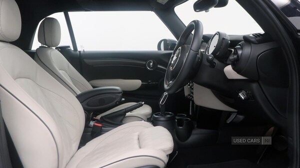 Used MINI Convertible 2023 for sale - 77192328: Photo 12