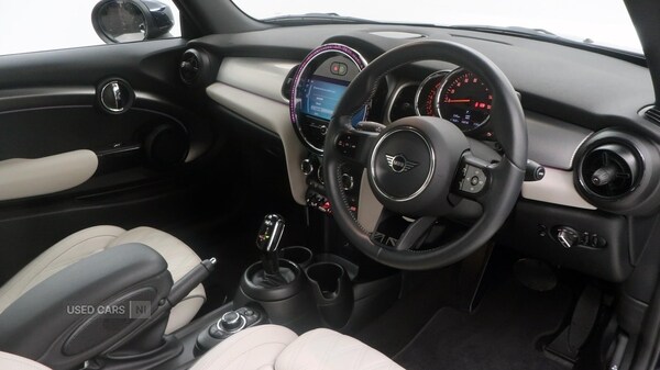 Used MINI Convertible 2023 for sale - 77192328: Photo 7