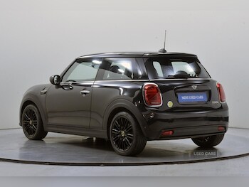 Used MINI Hatch 2022 for sale - 75810671: Photo
