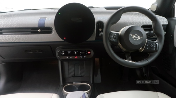 Used MINI Hatch 2025 for sale - 76998165: Photo 4