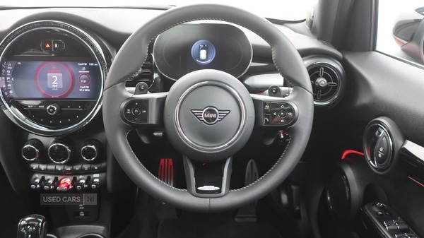 Used MINI Hatch 2023 for sale - 78128373: Photo 9