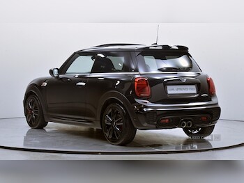 Used MINI Hatch 2021 for sale - 77697152: Photo