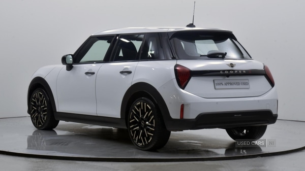 Used MINI Hatch 2024 for sale - 77970820: Photo 2