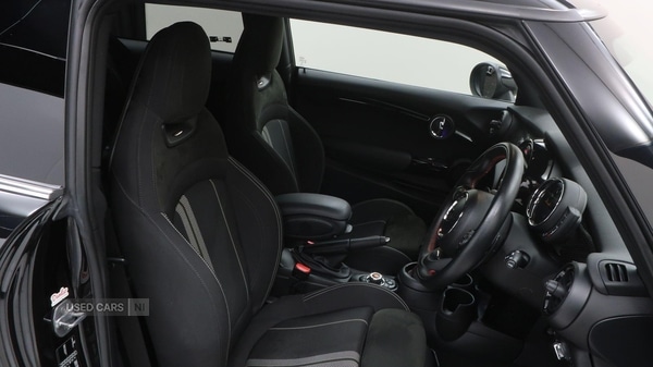 Used MINI Hatch 2019 for sale - 76337943: Photo 11
