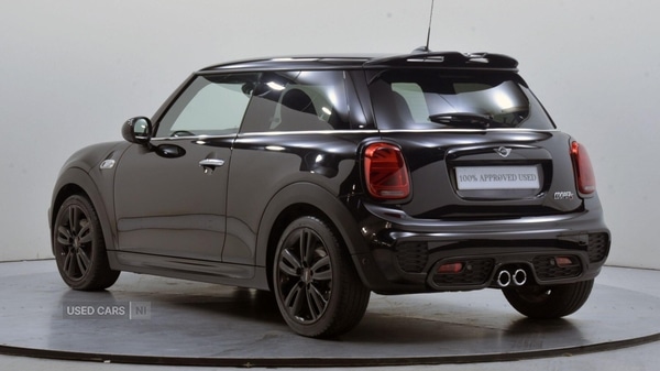 Used MINI Hatch 2019 for sale - 76337943: Photo 2