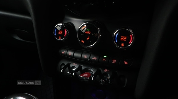 Used MINI Hatch 2019 for sale - 76337943: Photo 24