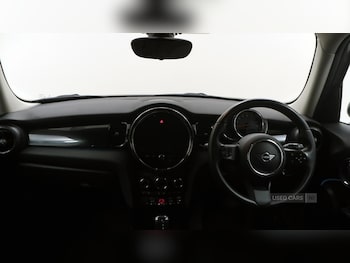 Used MINI Hatch 2022 for sale - 76349950: Photo