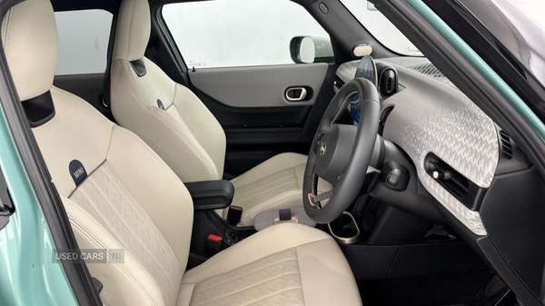 Used MINI Cooper 2025 for sale - 76667583: Photo 11