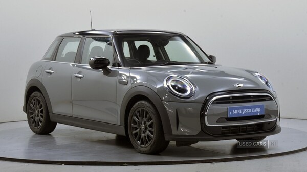 Used MINI Hatch 2021 for sale - 76296337: Photo 1