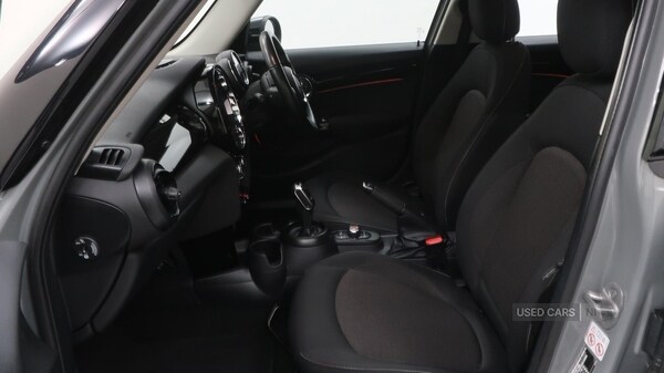 Used MINI Hatch 2021 for sale - 76296337: Photo 21