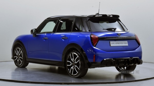 Used MINI Hatch 2025 for sale - 77239023: Photo 2