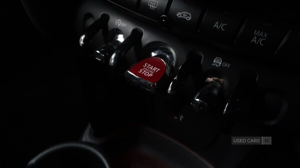 Used MINI Convertible 2019 for sale - 76937063: Photo 25