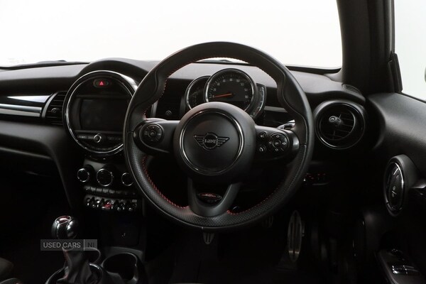 Used MINI Hatch 2019 for sale - 76240791: Photo 6