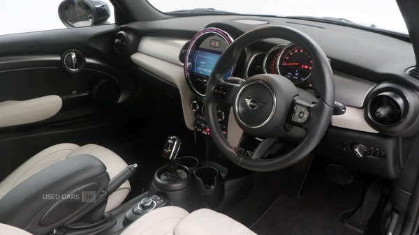 Used MINI Convertible 2023 for sale - 77145021: Photo 13