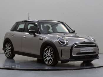 2023 - 1.5 Cooper Exclusive 5dr Auto [Comfort/Nav Pack]