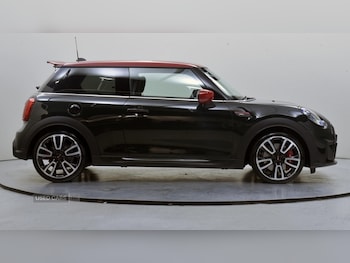 Used MINI Hatch 2024 for sale - 76937025: Photo