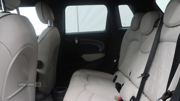 Used MINI Hatch 2023 for sale - 77244332: Photo 13