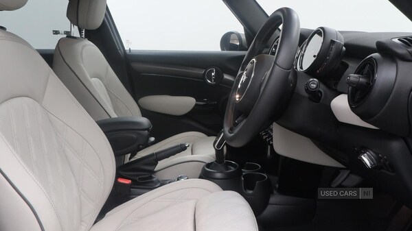 Used MINI Hatch 2023 for sale - 77244332: Photo 19