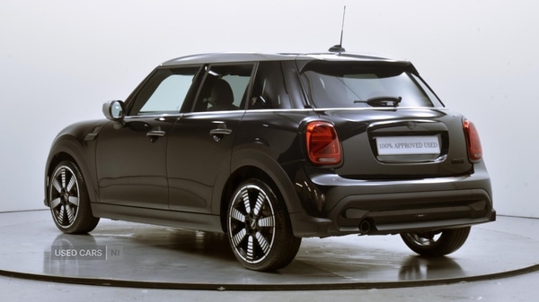 Used MINI Hatch 2023 for sale - 77244332: Photo 2