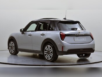 Used MINI Cooper 2025 for sale - 76500167: Photo