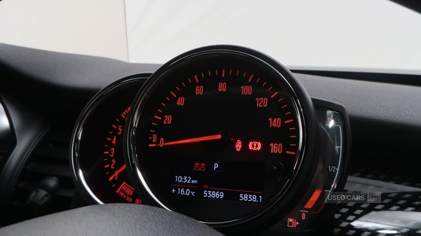 Used MINI Hatch 2019 for sale - 76528494: Photo 9