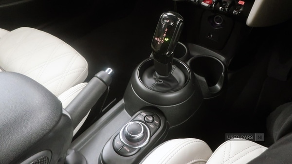 Used MINI Convertible 2023 for sale - 77204524: Photo 11