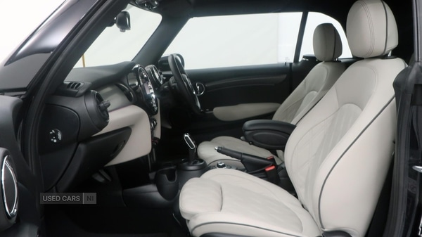 Used MINI Convertible 2023 for sale - 77204524: Photo 8