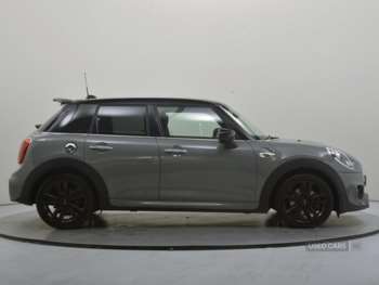 Used MINI Hatch 2019 for sale - 74909887: Photo