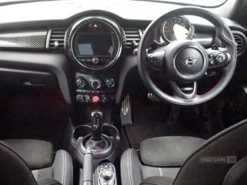 Used MINI Hatch 2019 for sale - 74909887: Photo