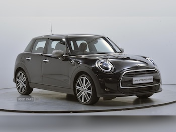 Used MINI Hatch 2023 for sale - 77009139: Photo