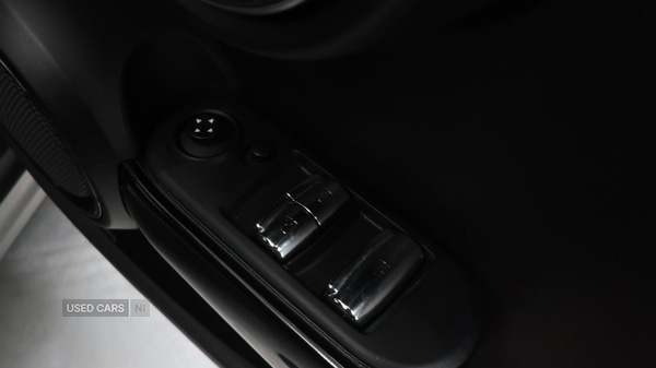 Used MINI Convertible 2019 for sale - 77017972: Photo 18