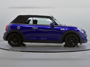 Used MINI Convertible 2019 for sale - 77017972: Photo