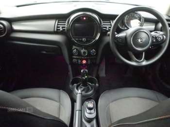 Used MINI Hatch 2019 for sale - 74082254: Photo