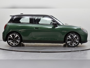 Used MINI Hatch 2024 for sale - 79510174: Photo